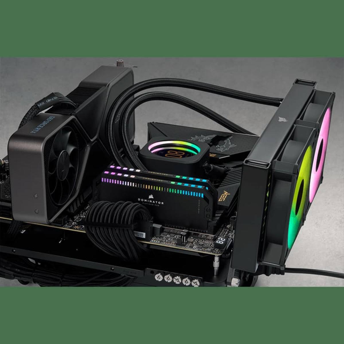 Corsair DOMINATOR PLATINUM RGB Black DDR5, 5200MHz 32GB 2x16GB DIMM, RGB LED, C40, 1.25V