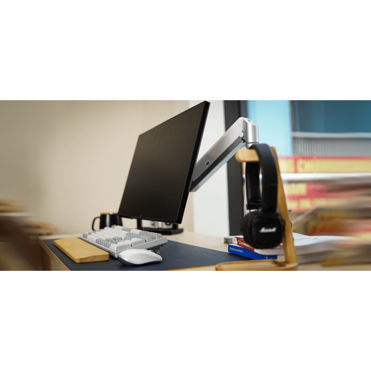 Giá đỡ màn hình Human Motion T2-1 (Màu trắng)