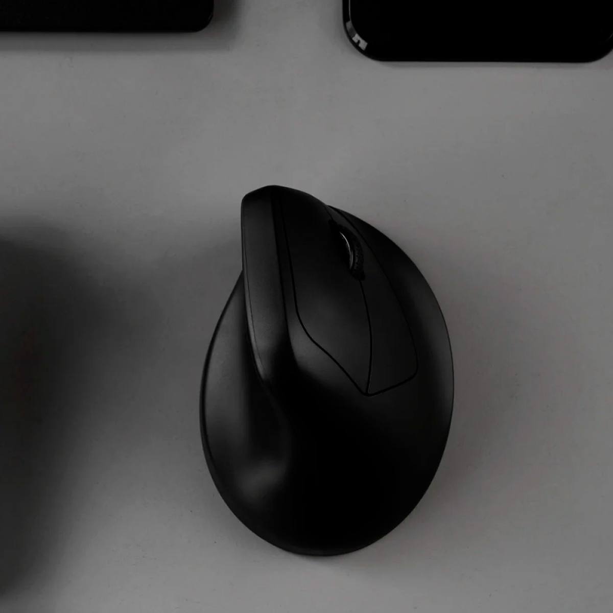 Chuột Công Thái Học Keychron M5 Wireless - Black